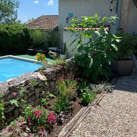 Le Pigeonnier Holiday home