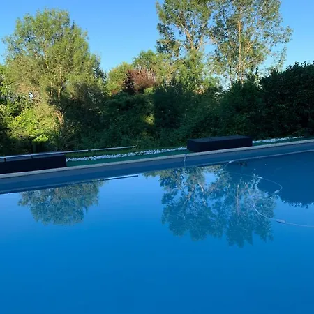 Le Pigeonnier בית נופש